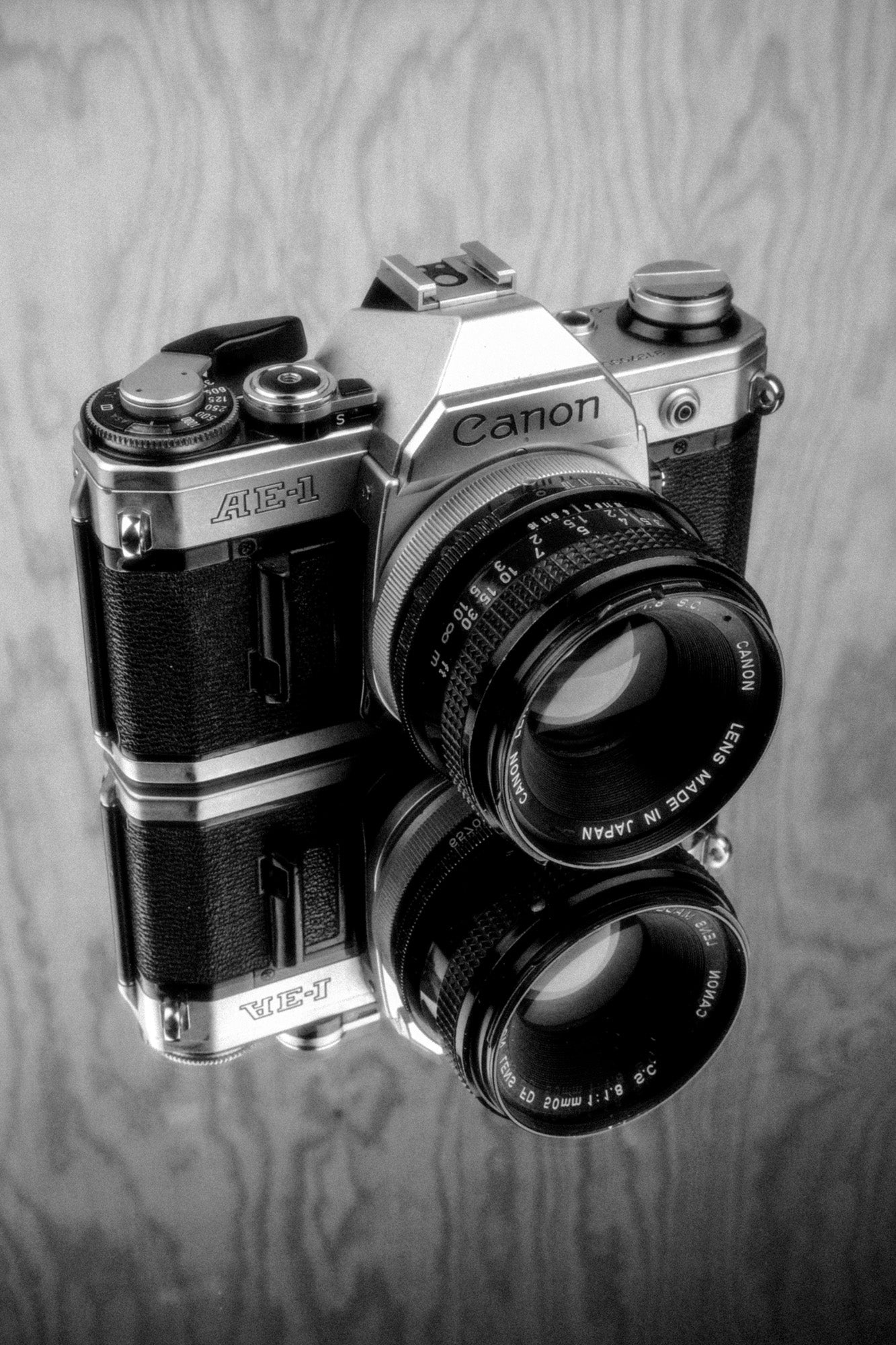 Canon AE-1 + 50mm + 28mm + 70-210mm