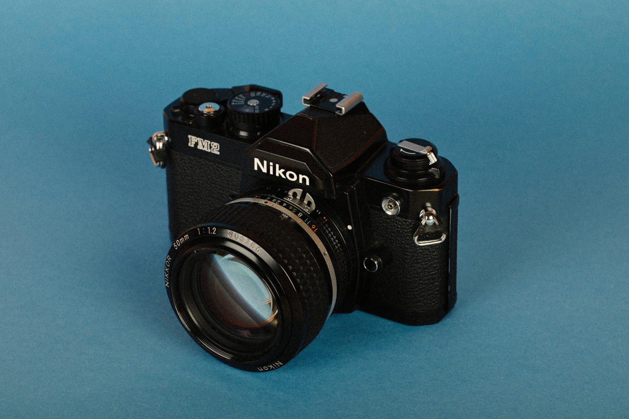 Nikon FM2 + 50mm f/1:1.2 – Archivo CC